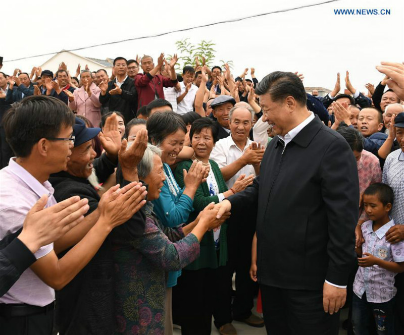 Xi Jinping inspecte un village et une zone de reboisement dans le nord-ouest de la Chine