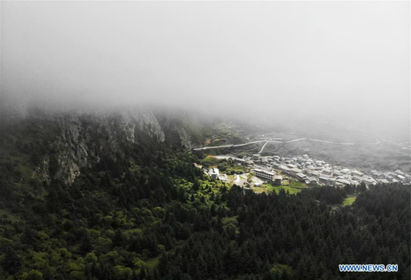 Chine: paysage de la zone pittoresque de Zhagana au Gansu