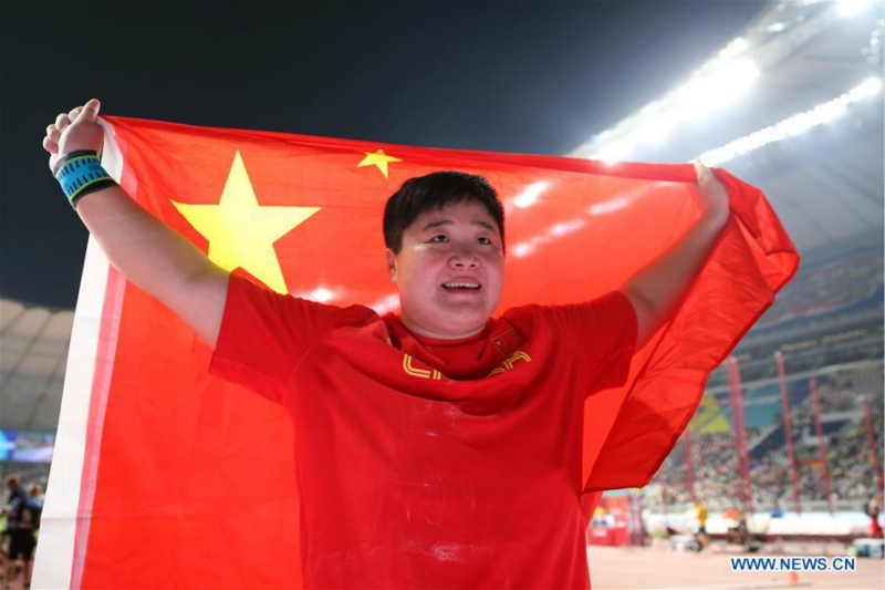 La Chinoise Gong Lijiao, médaille d'or du lancer du poids aux championnats du monde d'athlétisme à Doha