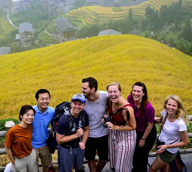 Les rizières dorées du sud de la Chine attirent les touristes 