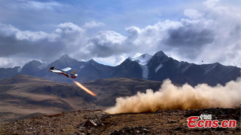 L'APL organise un exercice de défense aérienne au Tibet