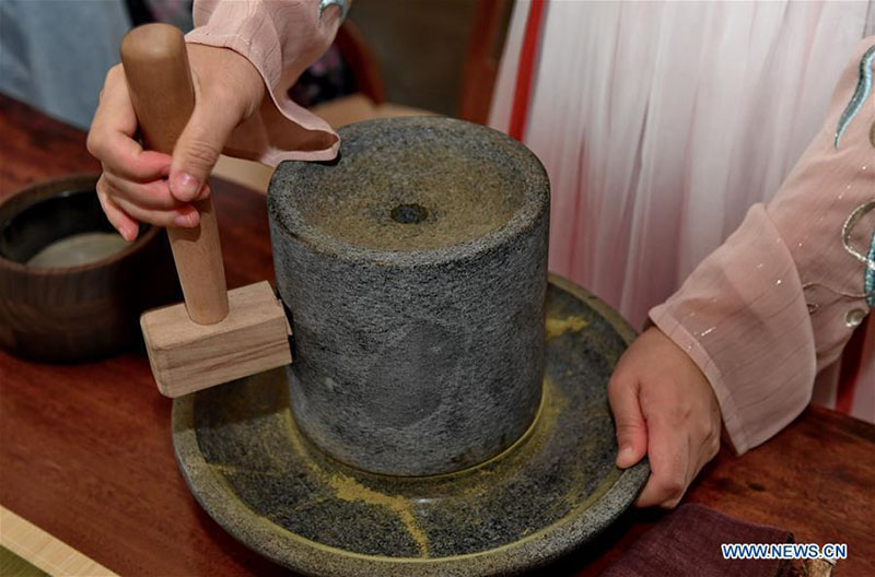 Découvrez le ? Diancha ?, une technique traditionnelle chinoise de préparation du thé