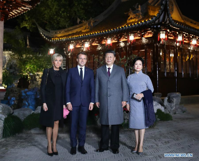 Xi Jinping et son épouse rencontrent le président fran?ais et son épouse