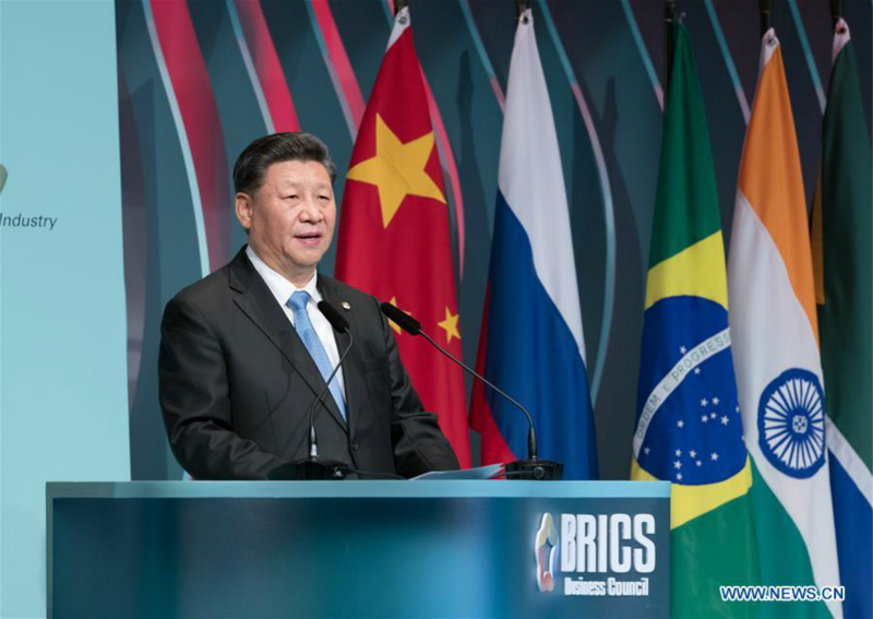 Le président chinois appelle les milieux d'affaires à participer activement à la coopération économique des BRICS