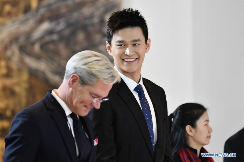 Le champion du monde de natation Sun Yang devant le TAS en Suisse