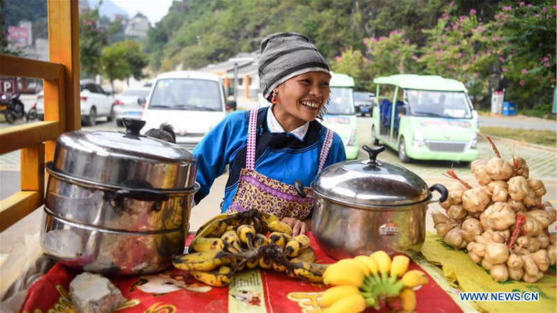 Comment le tourisme écologique développé dans le Guangxi l'aide à sortir de la pauvreté