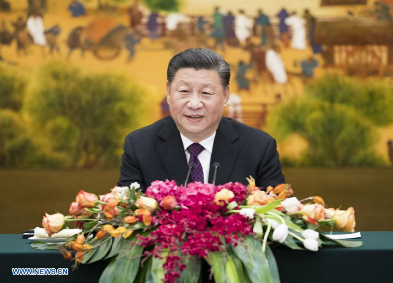 Xi Jinping appelle à maintenir le multilatéralisme lors de sa rencontre avec des invités participant au Imperial Springs International Forum