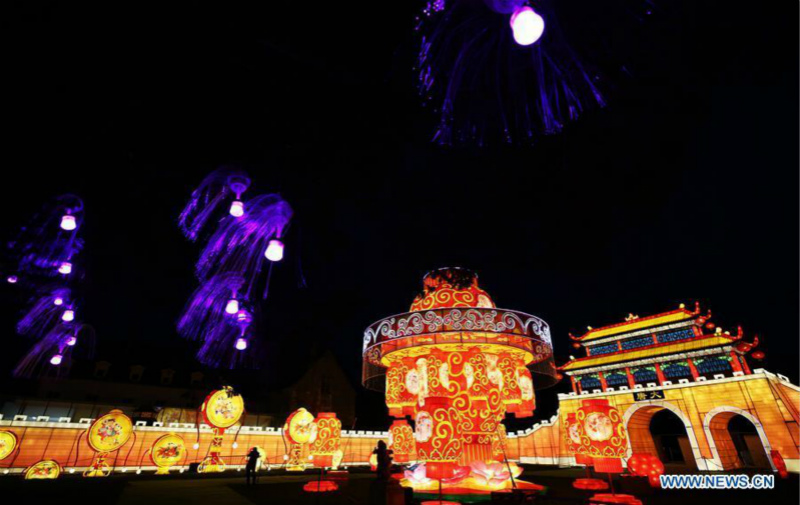 La Fête des lanternes chinoise au chateau de Selles-sur-Cher en France