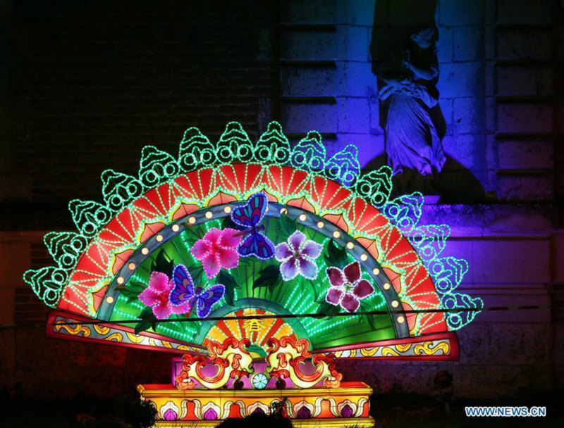 La Fête des lanternes chinoise au chateau de Selles-sur-Cher en France