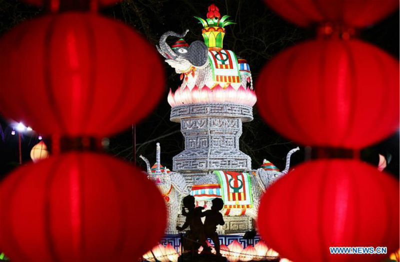 La Fête des lanternes chinoise au chateau de Selles-sur-Cher en France