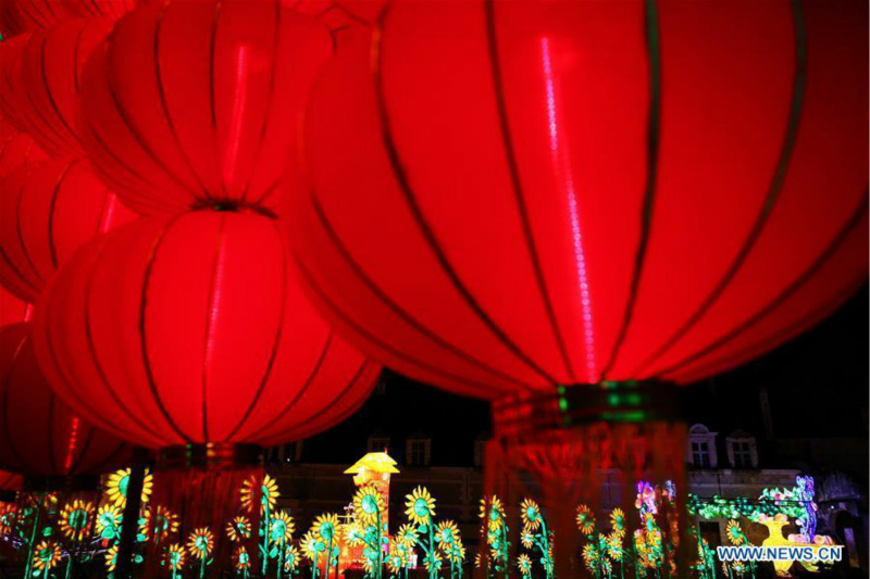 La Fête des lanternes chinoise au chateau de Selles-sur-Cher en France