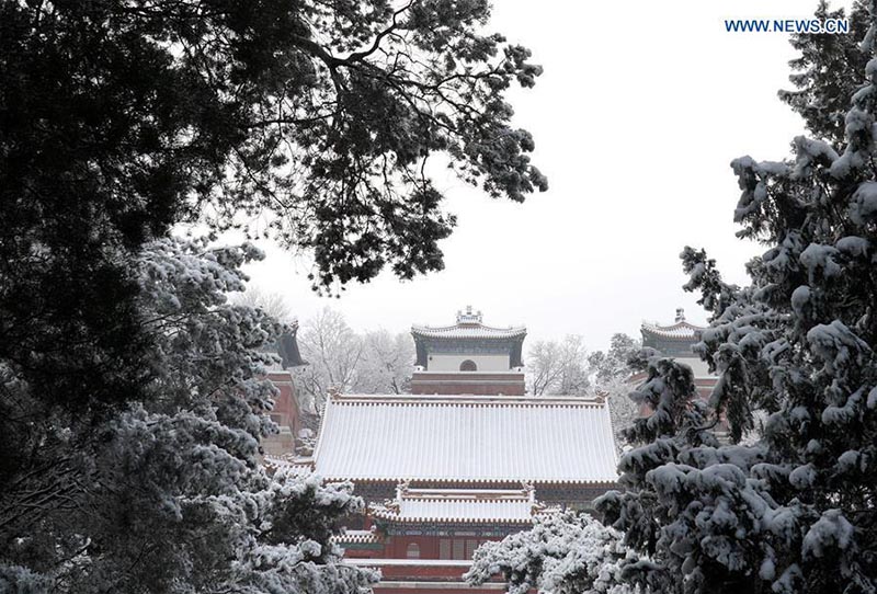 Paysage de neige au Palais d'été à Beijing