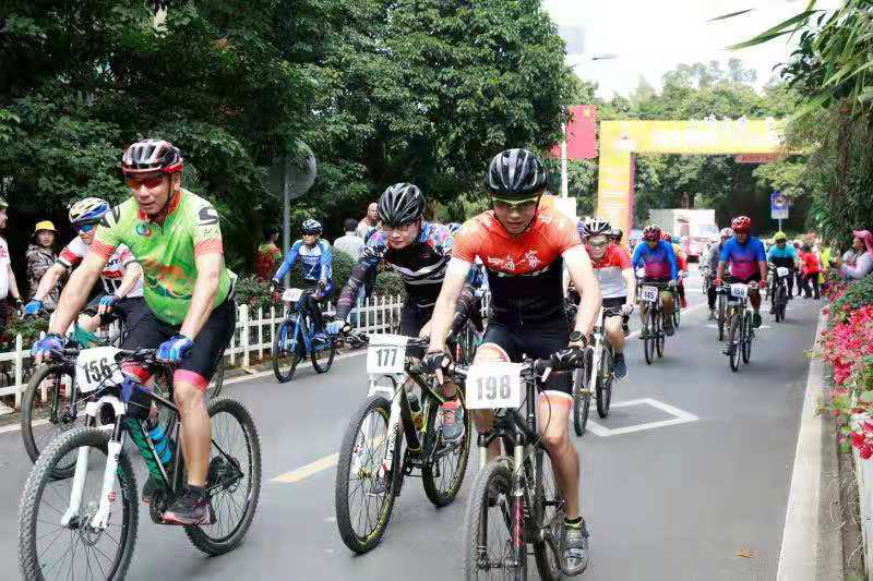 Le Festival du vélo dans le Géoparc de Haikou