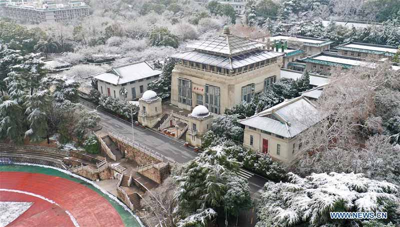 Wuhan recouverte d'un manteau de neige hivernale