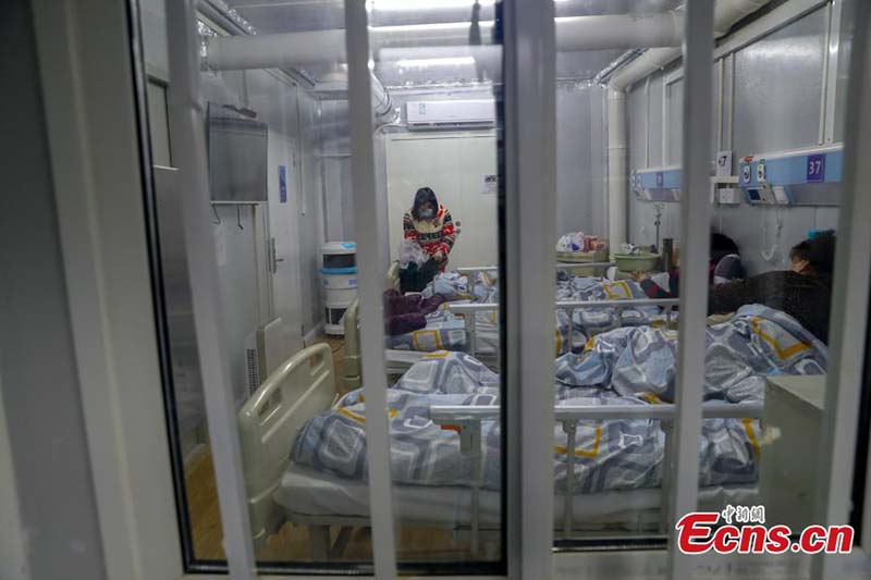 à l'intérieur de l'h?pital Huoshenshan de Wuhan