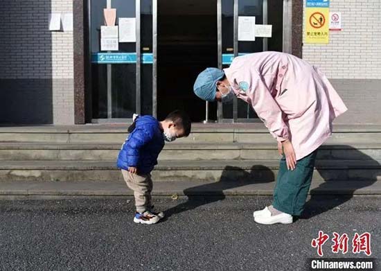 Qu'a fait la Chine face à l'épidémie de coronavirus ?