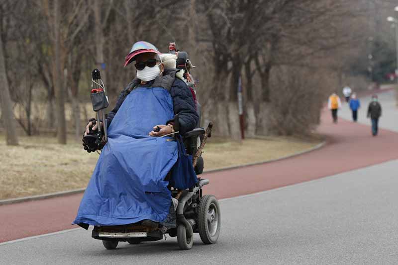 Les gens prennent une bouffée de printemps alors que Beijing voit des températures de plus de 20 degrés