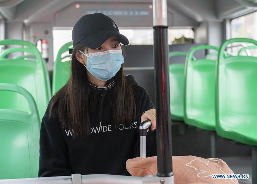 Chine : des bus circulent à Wuhan après deux mois de confinement