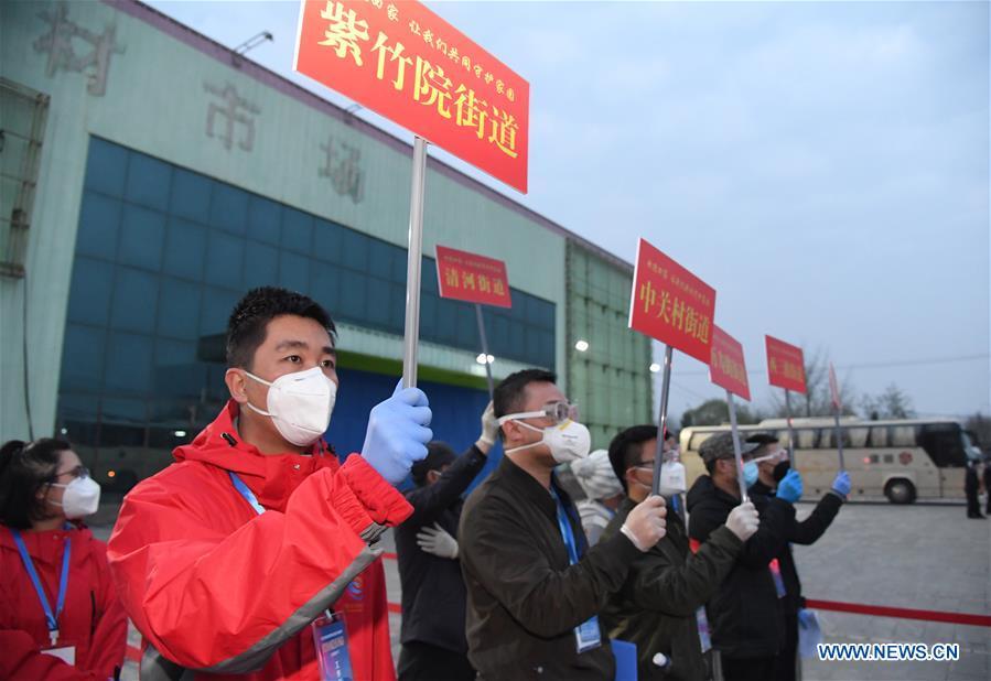 Plus de 800 personnes bloquées au Hubei rentrent à Beijing