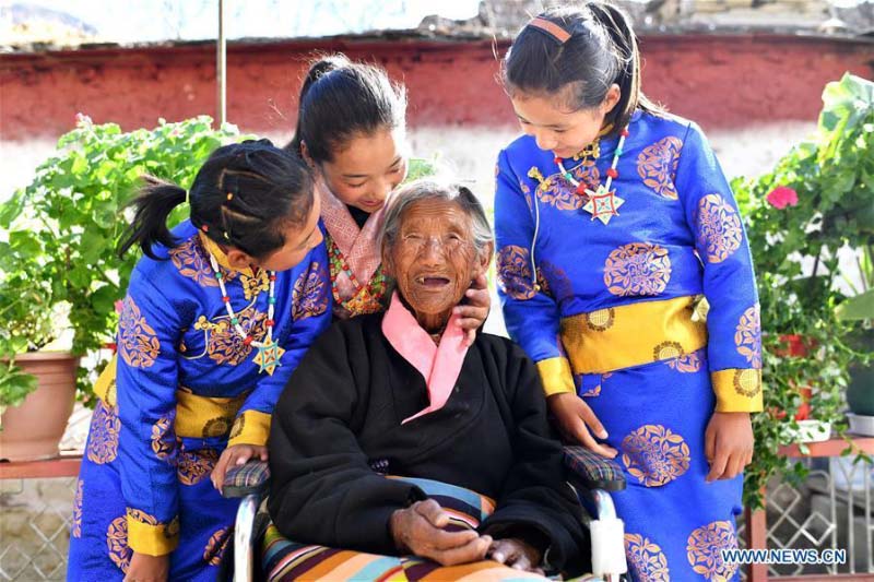 Histoire en photos : comment une famille est sortie de la pauvreté à Shannan, au Tibet