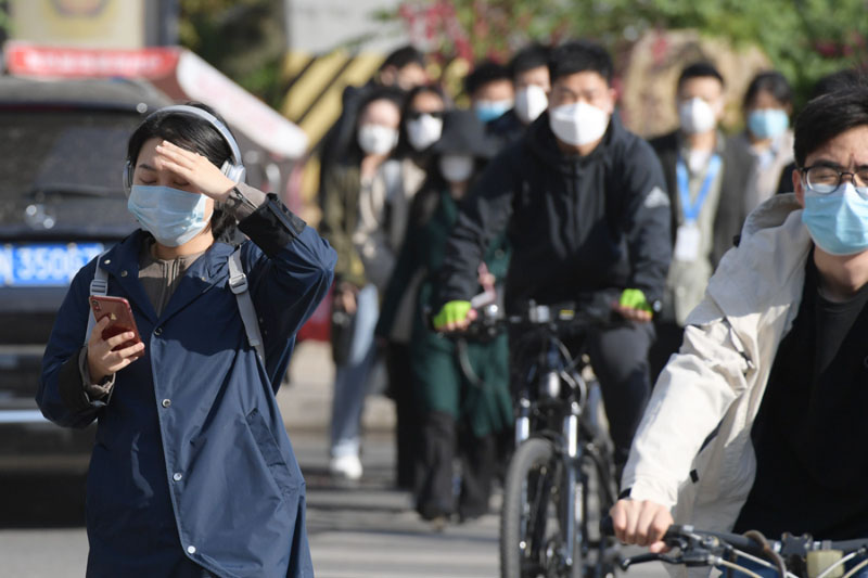 Les navetteurs de Beijing se mettent au vélo