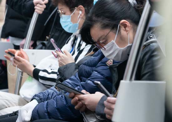 Les applications de rencontres en plein boom à cause de l'épidémie