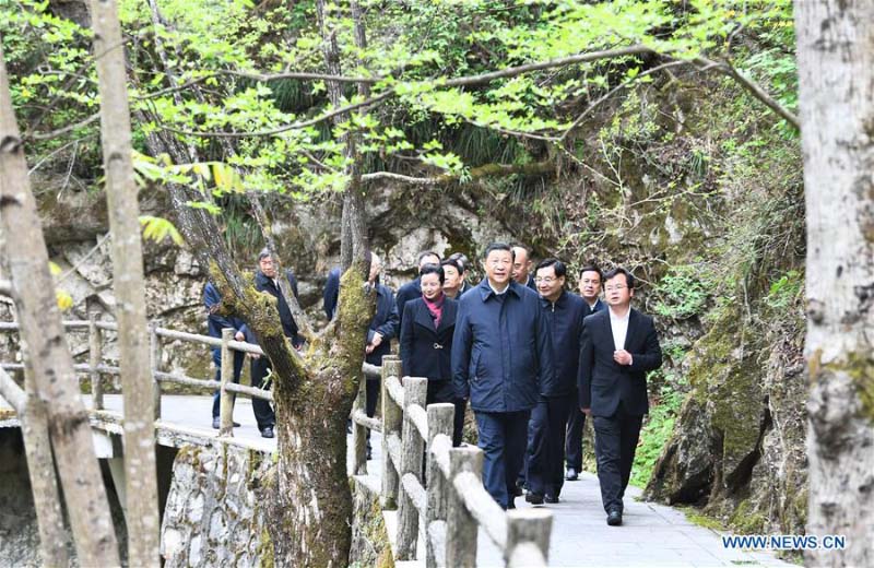 Xi Jinping inspecte la province du Shaanxi