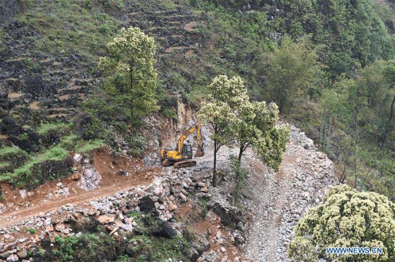 Le Guangxi construit un réseau routier rural à couverture totale reliant tous les cantons et les villages administratifs