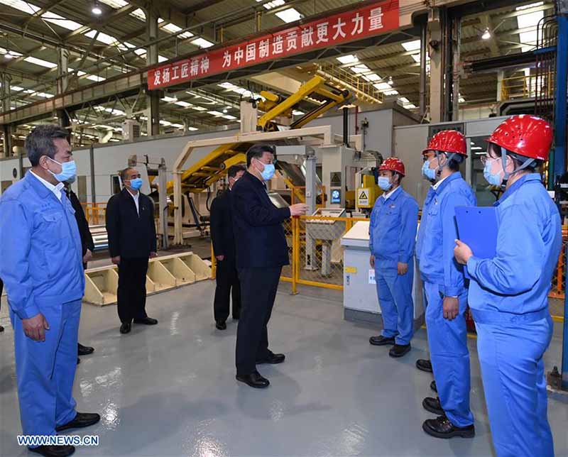 Xi Jinping met l'accent sur l'achèvement de la construction d'une société de moyenne aisance à tous égards