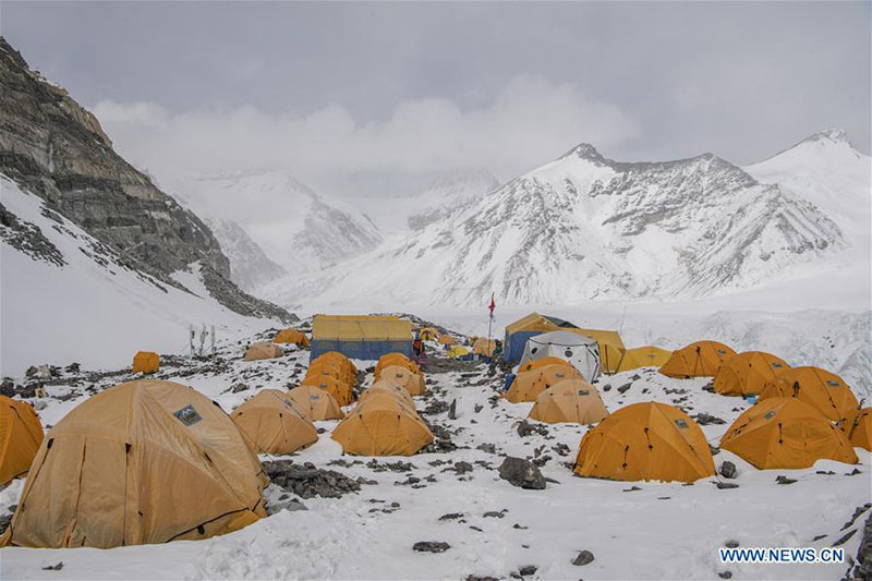 A la découverte du camp avancé à 6 500 mètres d'altitude sur le mont Everest 