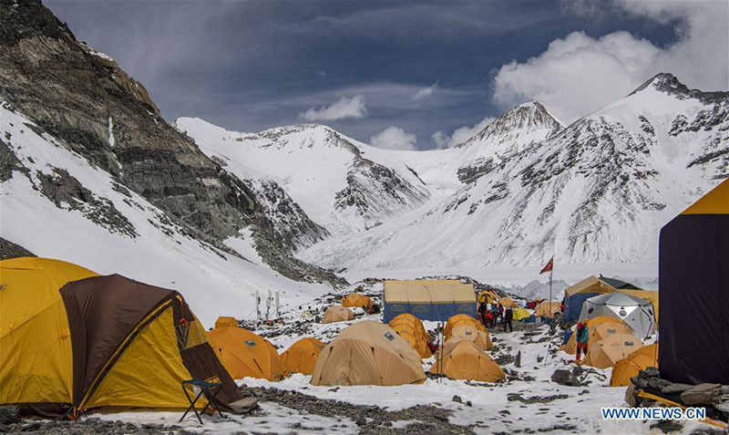 A la découverte du camp avancé à 6 500 mètres d'altitude sur le mont Everest 