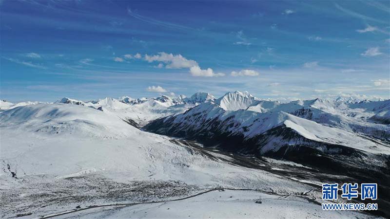 Les merveilleux paysages de l'autoroute Sichuan-Tibet