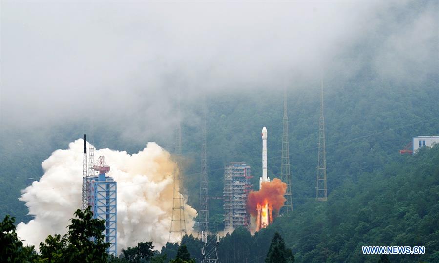 La Chine lance le dernier satellite du système BDS