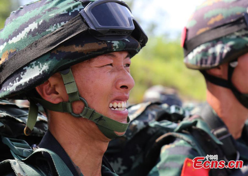 La police armée mène un exercice dans le Fujian