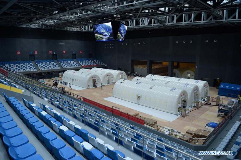 Un laboratoire de test du COVID-19 construit avec une structure gonflable mis en service à Beijing