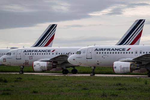 Plusieurs compagnies aériennes étrangères reprennent leurs vols passagers vers la Chine