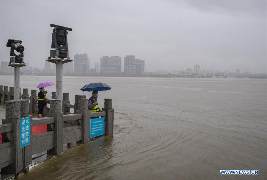 Chine : Wuhan augmente au niveau II sa réponse d'urgence pour le contr?le d'inondations