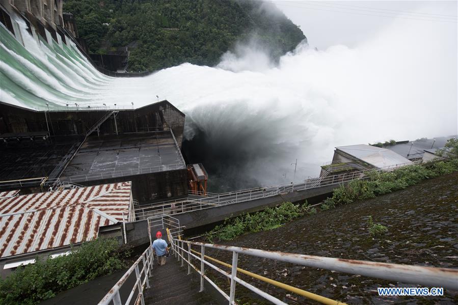 Chine : un réservoir majeur du Zhejiang ouvre l'ensemble de ses déversoirs face aux inondations