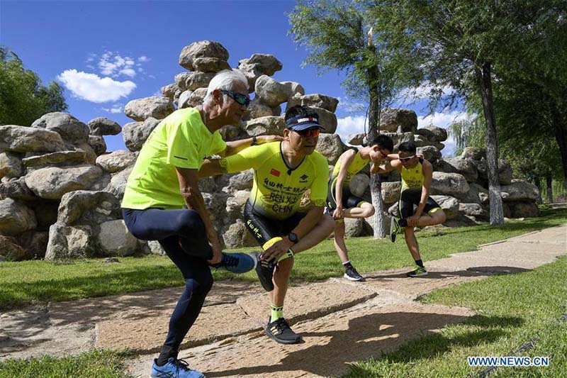 Un grand-père chinois de 75 ans et sa passion pour les sports d'endurance