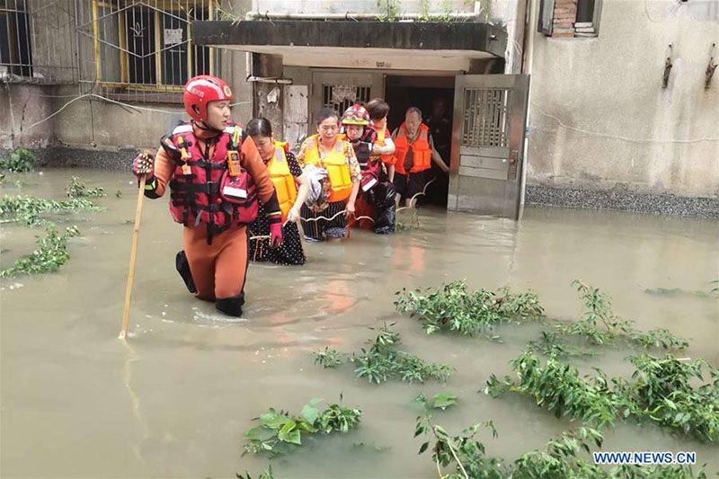 Chine : des pluies torrentielles font des ravages au Sichuan