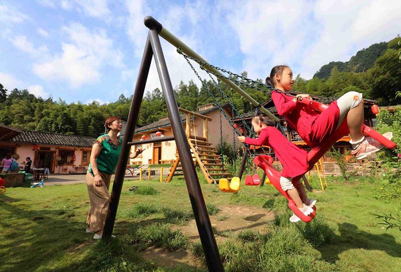 Dans le Hunan, le séjour chez l'habitant aide à stimuler l'économie locale