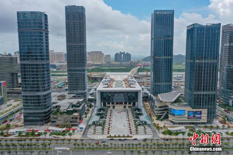 Ouverture au public du nouveau point de contr?le frontalier de Hengqin dans le Guangdong