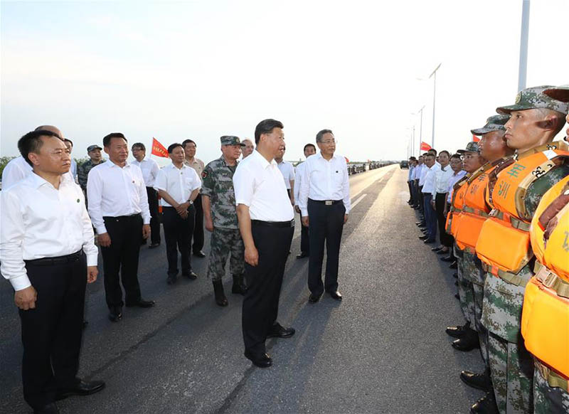 Xi Jinping inspecte la ville orientale de Hefei