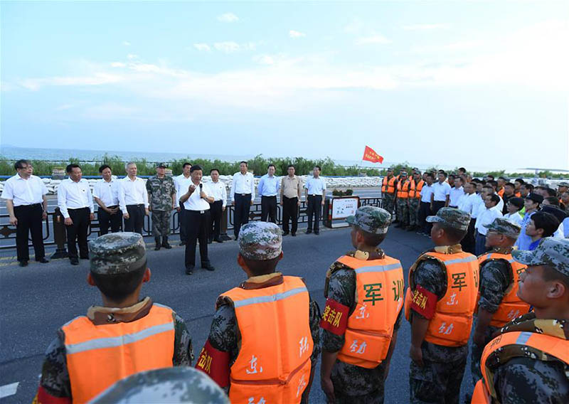 Xi Jinping inspecte la ville orientale de Hefei