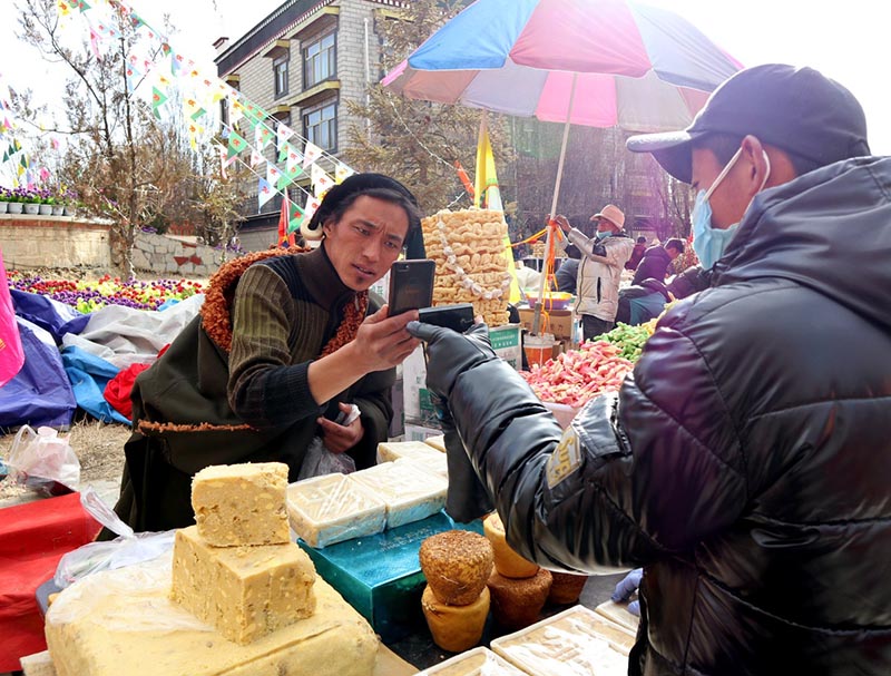 Au Tibet, la lutte contre la pauvreté fait des progrès qui changent des vies