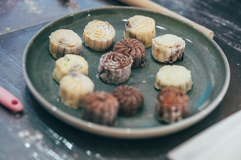 Un atelier de gateaux de lune séduit les enseignants néo-zélandais