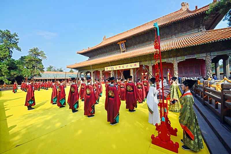 La Chine commémore la naissance de Confucius