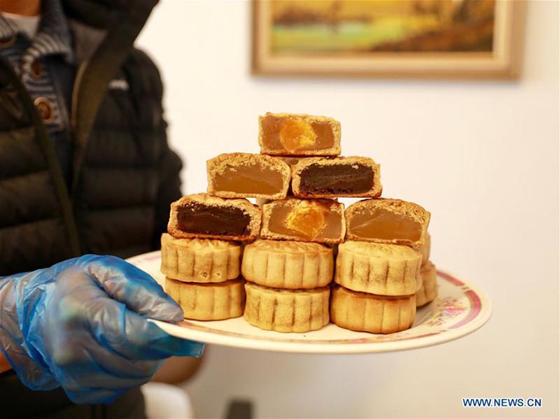 Les gateaux de lune, une fa?on savoureuse de célébrer le festival de la mi-automne