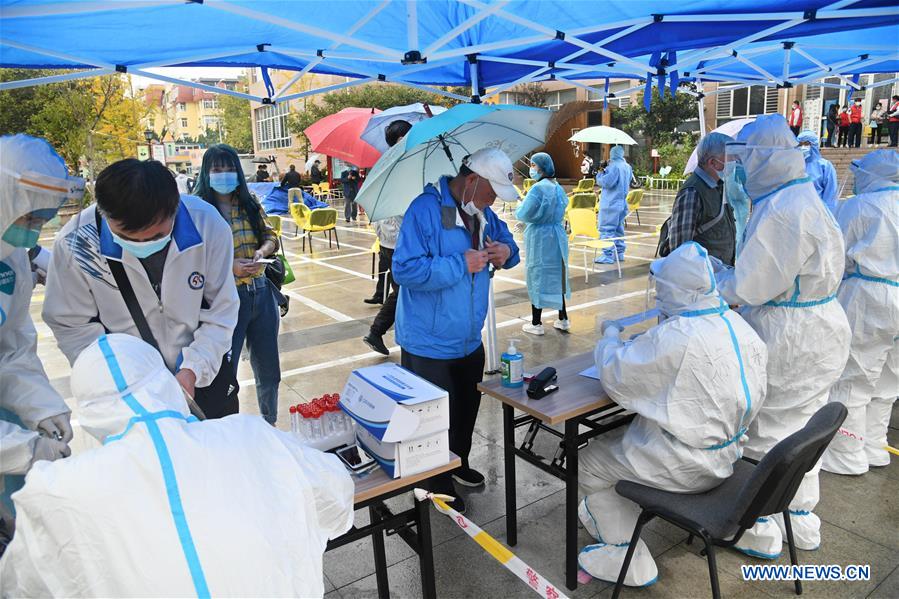 Chine : prélèvement d'échantillons sur 7,5 millions de personnes pour des tests d'acide nucléique à Qingdao