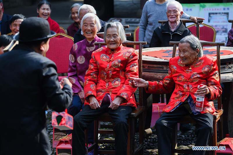 Un événement pour célébrer la Fête du double neuf à Hangzhou